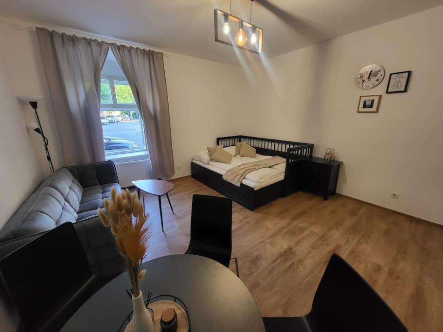 Exklusive Gartenwohnung Bécs Kültér fotó